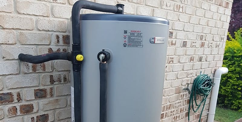 How Long Does It Take An Electric Hot Water Heater To Heat Up? 3