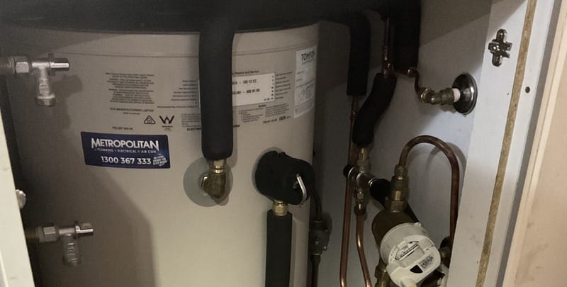 A hot water system recently serviced by Metropolitan How Water